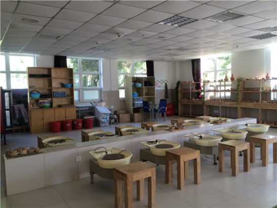 北京市海淀区首所获批国际学校揭牌成立