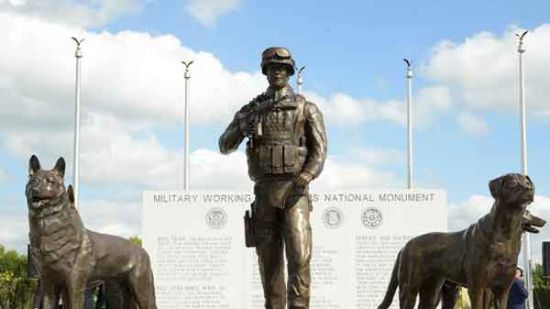 U.S. military dedicates first national monument to combat dogs 