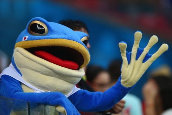 Then there is this Japanese fan dressed as a frog. ձһԴܡ