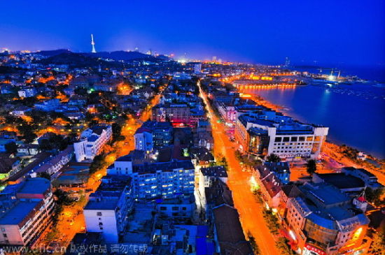 Night view of Qingdao city