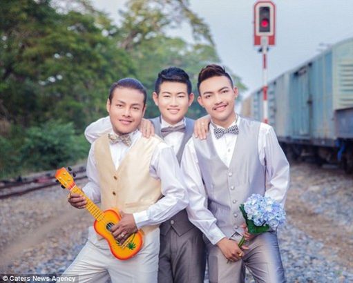 全球首例男同性恋三人结婚