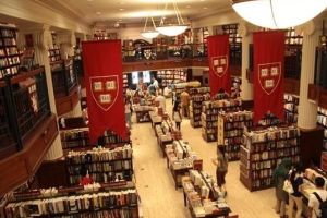 哈佛研究生成廉价劳力：教学卖力却薪酬微薄