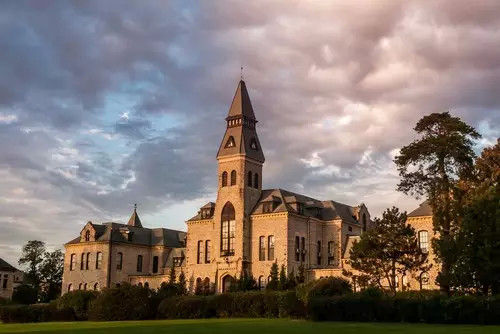 　　Kansas State University堪萨斯州立大学