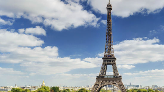 The height of the Eiffel Tower varies by 15cm due to changes in temperature.