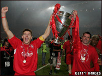 Liverpool players Steven Gerrard and Jamie Carragher enjoy the Champions League victory in 2005