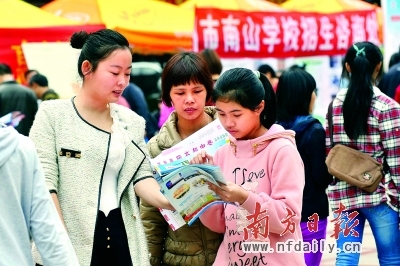 广东惠州2013年普通高中计划招生3万人