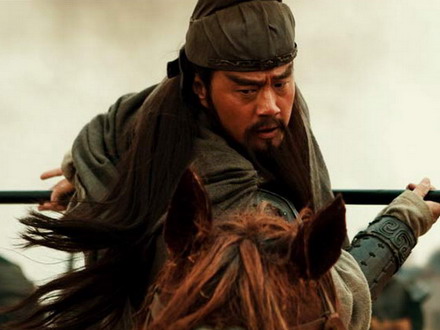 幻灯图：新版《三国》之于荣光版关羽