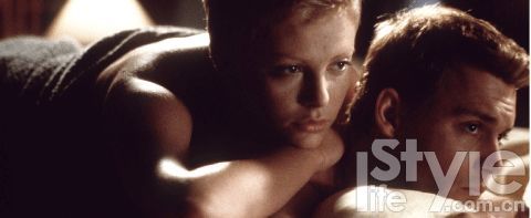 乔布斯：未了苹果未来事赢得生前身后名(组图)