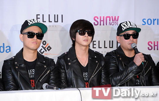 韩尹道贤乐队与leessang联手打造闭嘴公演