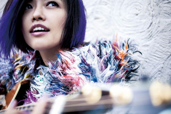 查可欣新专辑封面曝光 温暖笑容绚烂幸福_影音娱乐_新浪网