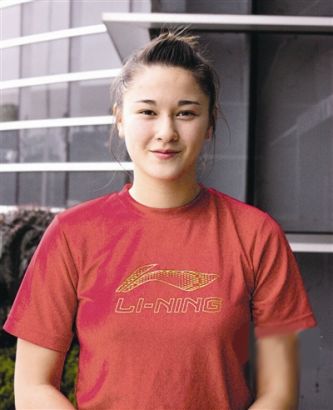 格罗娅·萨莫维尔