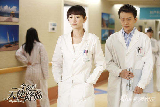 李小冉遭遇小三姐弟恋 单亲辣妈不好当