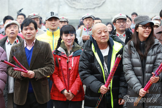 《映山红》开机 叶璇领衔四朵金花赴革命