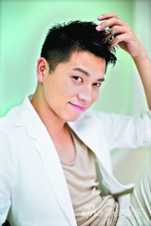 圈中男士大扫描 谁来补文章黄海波的缺?