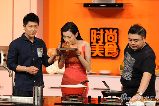《爽食》主播做客《时尚美食》被教法餐课-电视 - 微言网