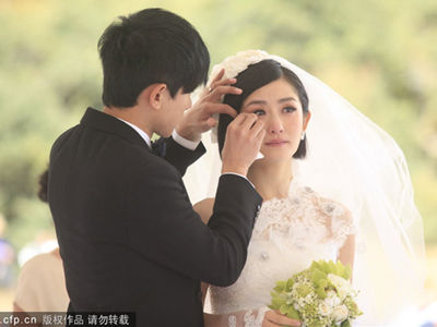 [茶娱饭后]谢娜黑捧张杰力破离婚传闻|韩红回应