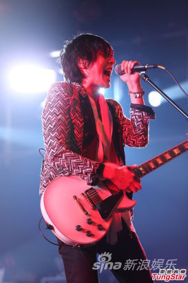 五月天闯日歌坛 日本乐队凡人谱挺到台