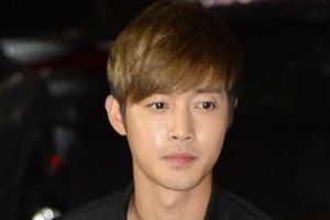 金贤重陷殴打女友风波 19日北京个唱取消