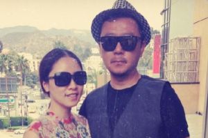 郭涛晒合影为妻庆生甜蜜示爱白首不相离