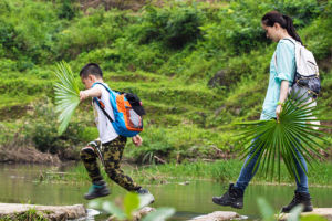 《宝贝》预售火热 众家庭力挺萌娃受虐