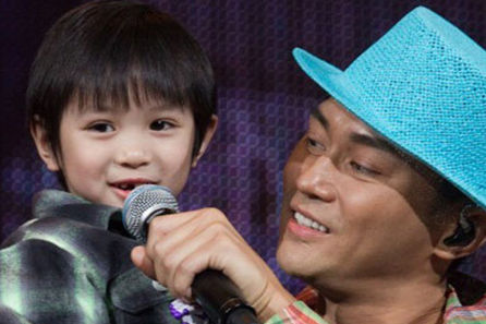 张智霖：守护在儿子旁边做一个旁观者