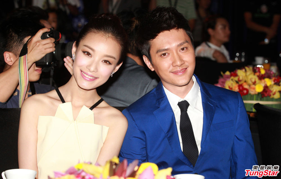 ���ܷ�����Я������ ̨��̸Ц�����