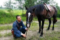 《人间正道是沧桑》拍摄探班 孙红雷现场拍马屁