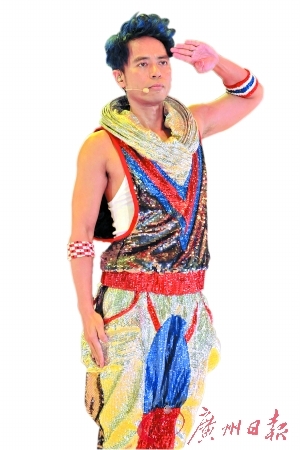 李克勤备战广州演唱会苦练舞功|李克勤|演唱