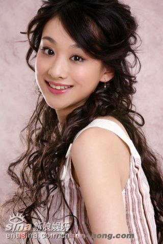 资料图片:电视剧《生死桥》主演照片(40)