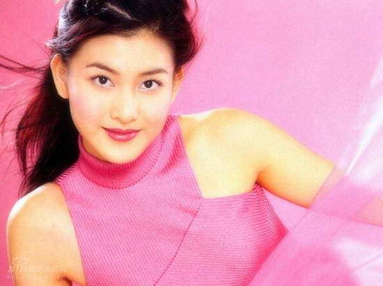 资料图片：演员李彩华精美写真(1)