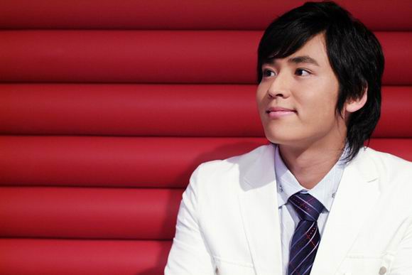 资料图片:韩国影片《不良少妇》剧照(12)