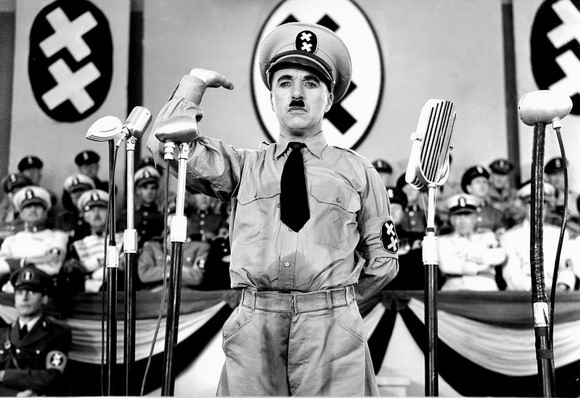 资料图片:影片《大独裁者》剧照(6)