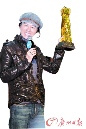 黄子华将一人转进行到底 第二次宣布加场