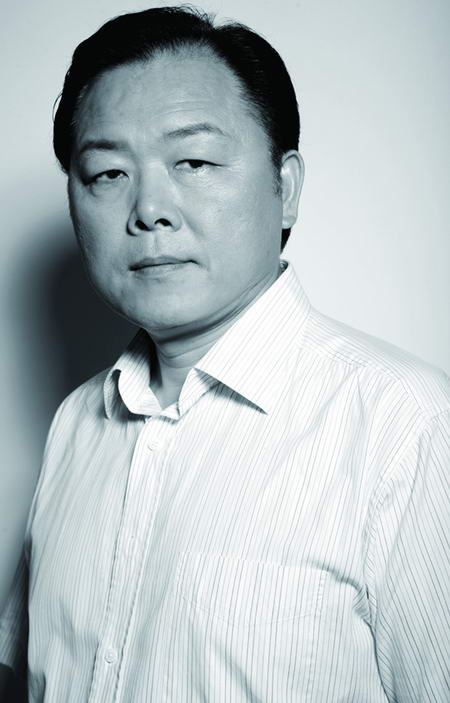 ... :话剧《意外来客》剧组--王肖兵_影音娱乐_新浪网
