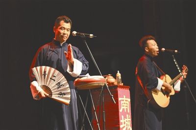 夸住宅北京开演南城二哥表演观众不失望