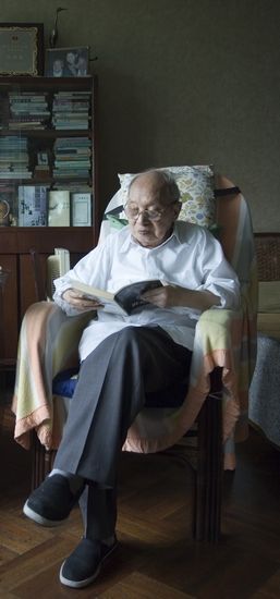 陈鲤庭 1910.10.20-2013.8.27 生于上海 　　宋向阳摄于2008年