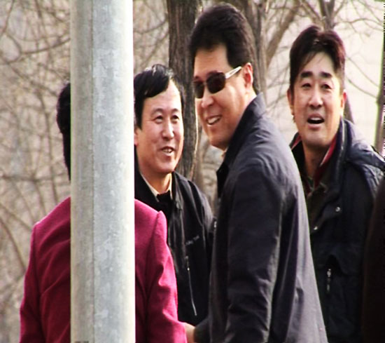 《爱拍电影》戏中戏 寻找闯入镜头的北京的哥