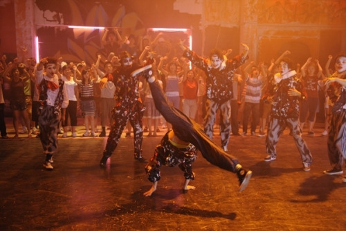 《精舞门2》受伤程度高 拍摄中巧用替身