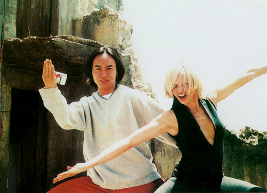 《功夫侠》云南热拍 卡梅隆-迪亚茨教陈虎演技