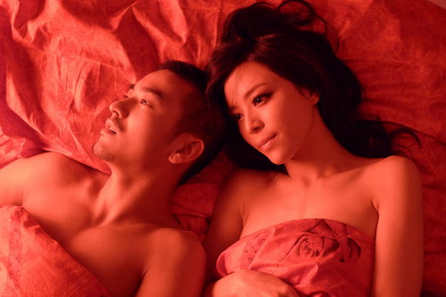 A面B面》张静初演绎时尚女性情感压抑