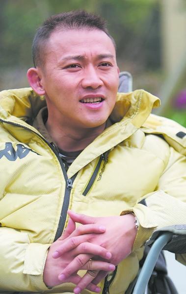 聂远出演《十三钗》妻子甘做贤内助(图)