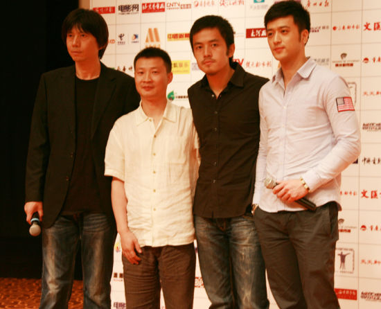 《百年情书》主创合影