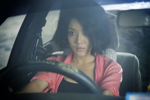 《孤2》邓家佳泰国飙车 险出意外上足保险|《孤