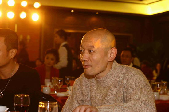 《集结号》大摆庆功宴 赵本山葛优等捧场【图】
