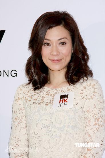 图文:香港电影节发布会--张可颐