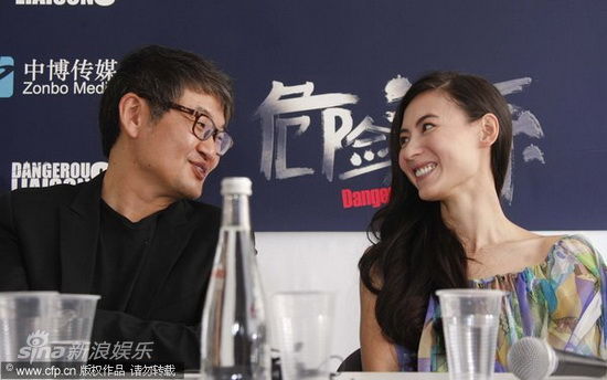 �������Ӷ�Ц