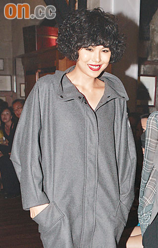 阿sa公开表态30岁嫁人 何嘉莉赞周秀娜身材好