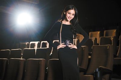 Angelababy׷ġתеҲʱֳװ硣 ӱ 