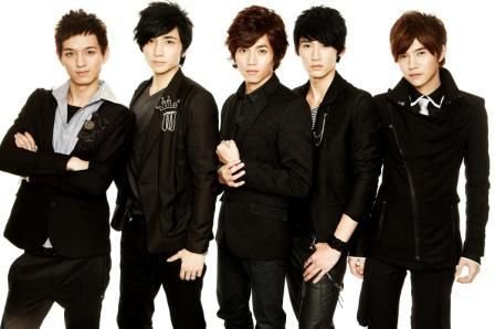 传何炅游说韩庚加入天娱 欲打造内地偶像团体