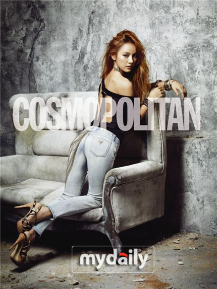 李孝利拍写真变牛仔女郎 性感妩媚淋漓尽致【图】